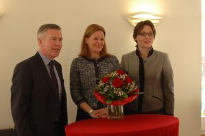 Auf dem Neujahrsempfang der SPD: Nancy Faeser mit Dr. Ilja-Kristin Seewald und Thomas Villmer